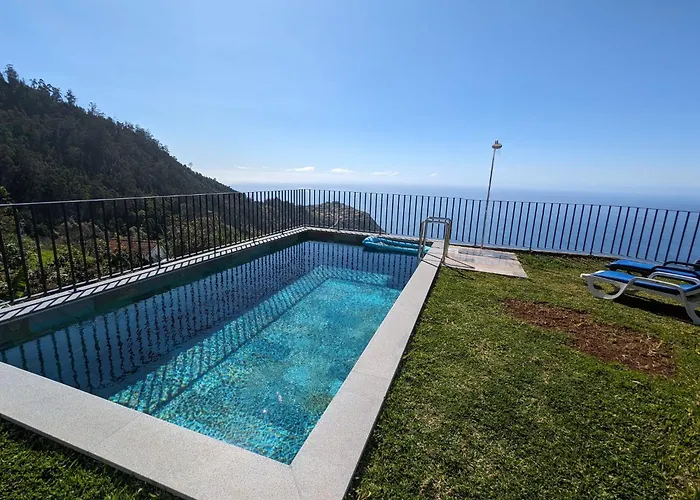 Rocha In Arco da Calheta (Madeira)